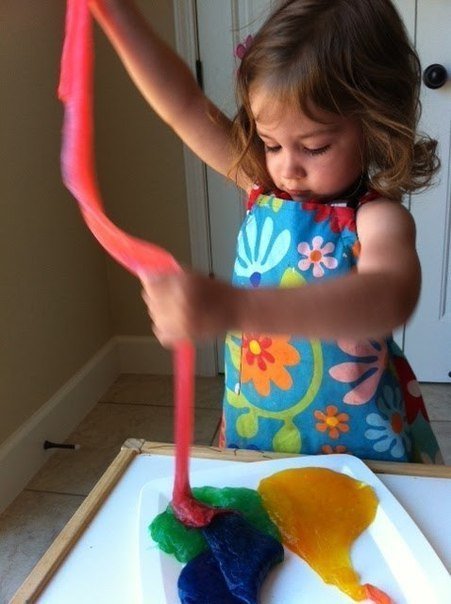 Разноцветная тянучка своими руками или оригинальный пластилин своими руками