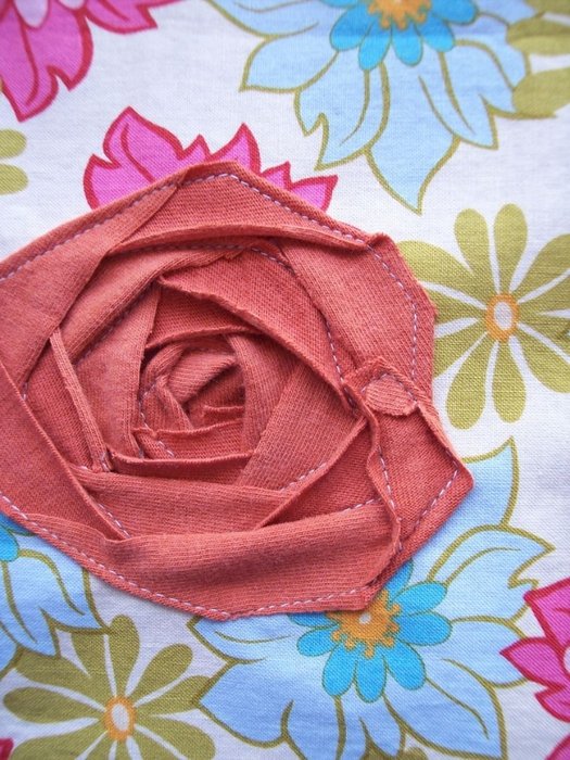 Аппликация розы - цветы из ткани
