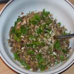 Салат из шампиньонов с семечками - Вкусный