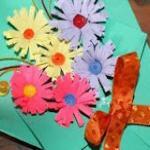 Букет цветов для мамы - поделка из бумаги своими руками