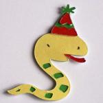 Змейка - новогодняя поделка из картона для детей