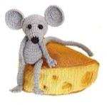 Игрушка, связанная крючком, схема вязания - Мышка с сыром