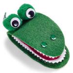 Игольница - крокодил - простая идея для детей